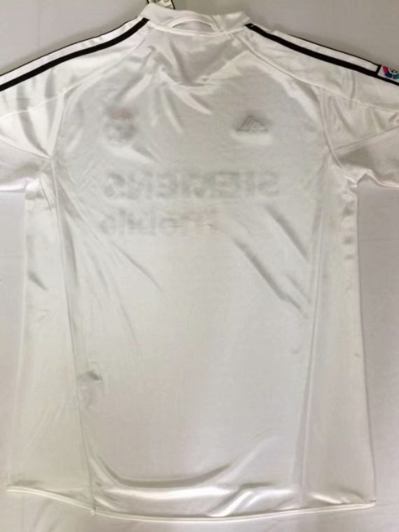 CAMISETA RETRO REAL MADRID LOCAL 2003 - 04