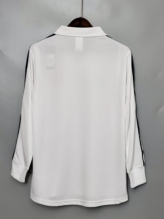 CAMISETA RETRO REAL MADRID LOCAL 2001 - 02